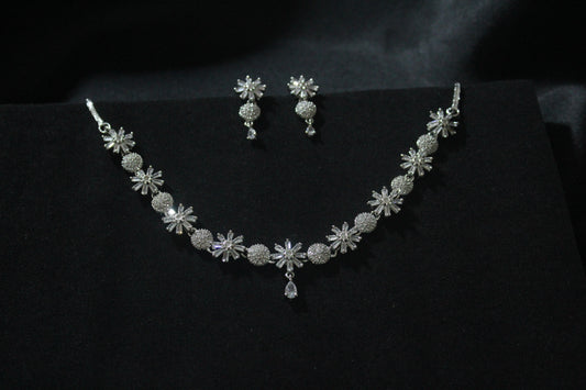 Silver-Tone Floral Set