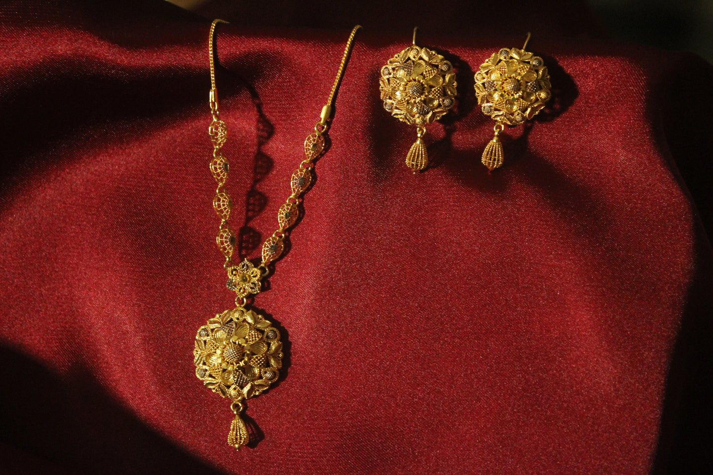 Traditional Gold Plated Set