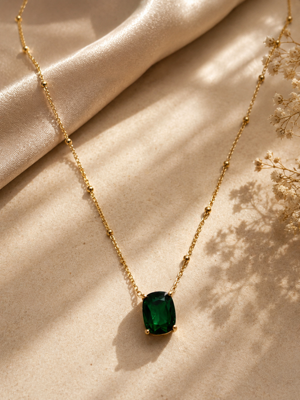 Green Stone Pendent