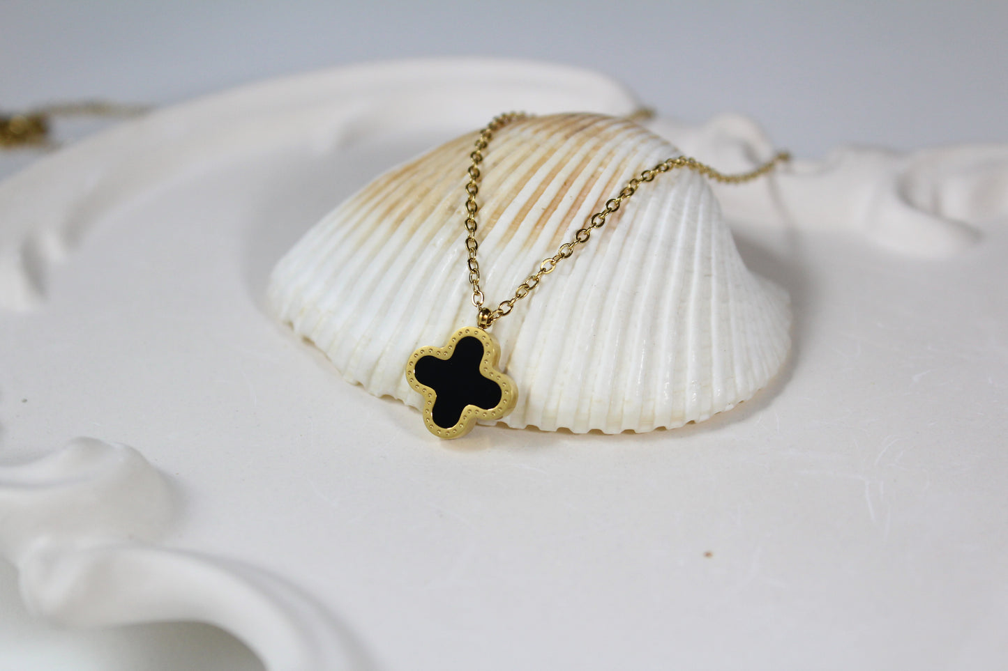 Double Sided Clove Necklace