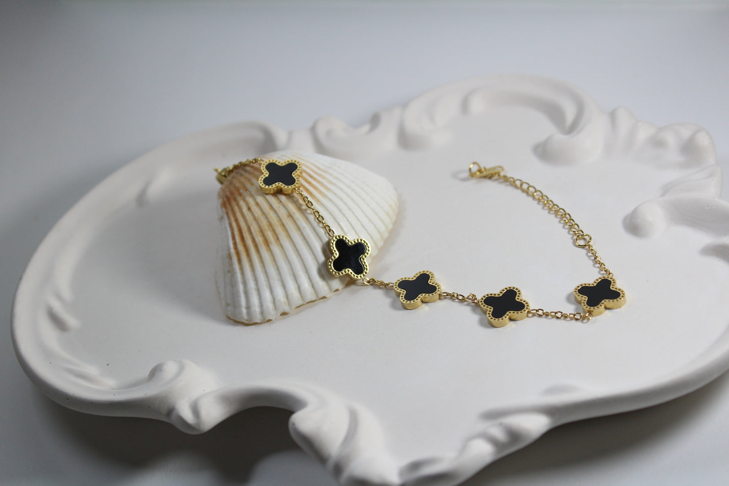 Black Clove Bracelet (Single Side)