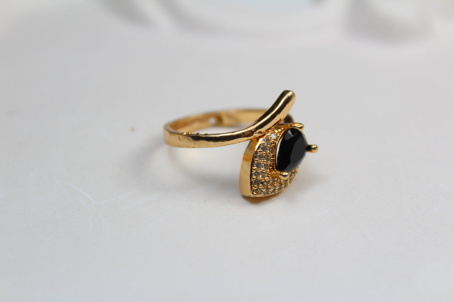 Adjustable Leaf Ring