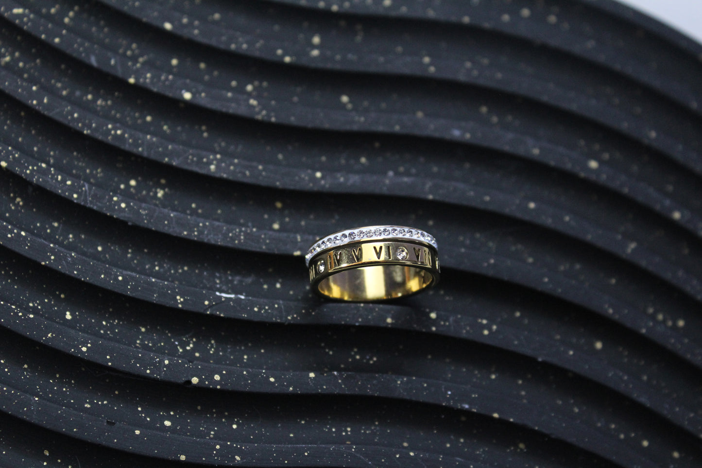 Roman Ring