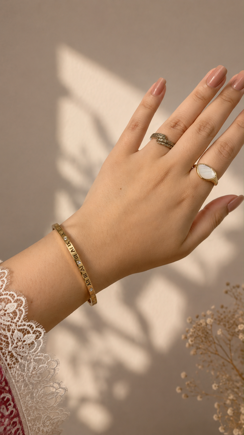 Roman Cuff