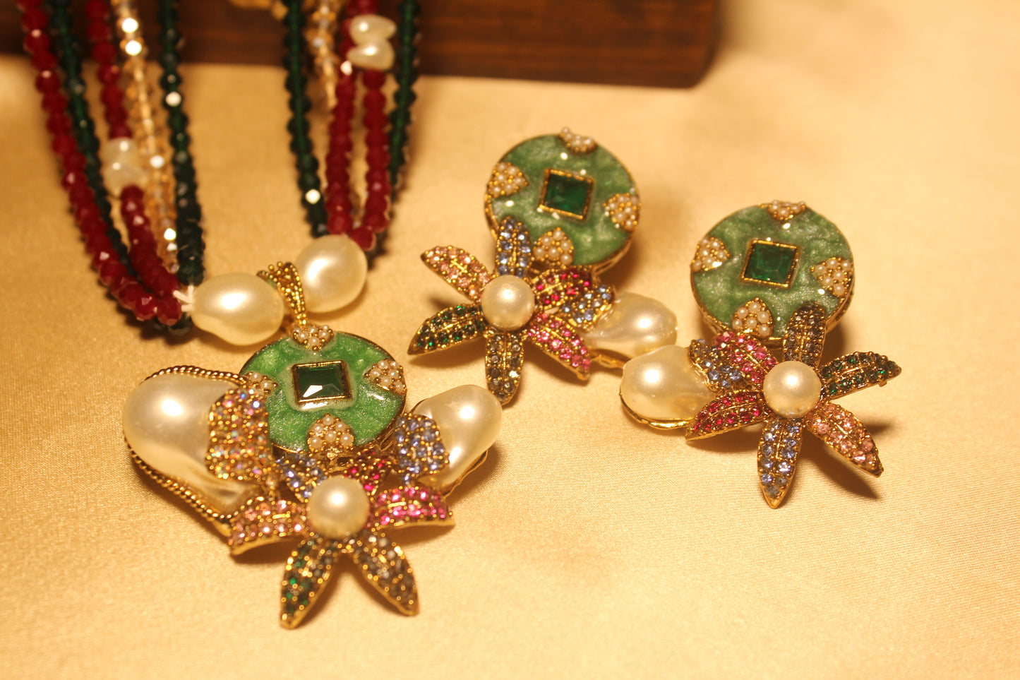 Multicolor Floral Motif & Pearls Turkish Set